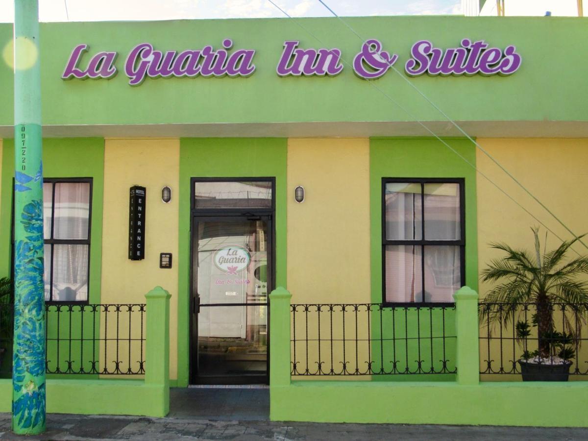 Hotel La Guaria Inn & Suites アラフエラ エクステリア 写真